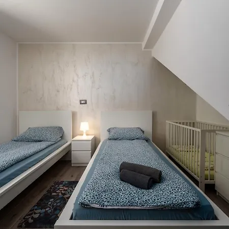 Aurora By Briskva * Crveni Vrh